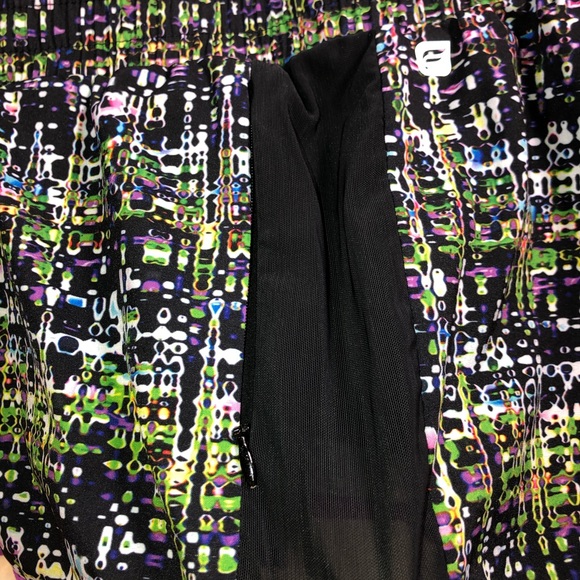 FABLETICS Black Purple Patterned Shorts Running XS - Picture 5 of 7